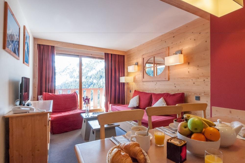 Residence Pierre & Vacances Premium Les Crets Les Allues ภายนอก รูปภาพ