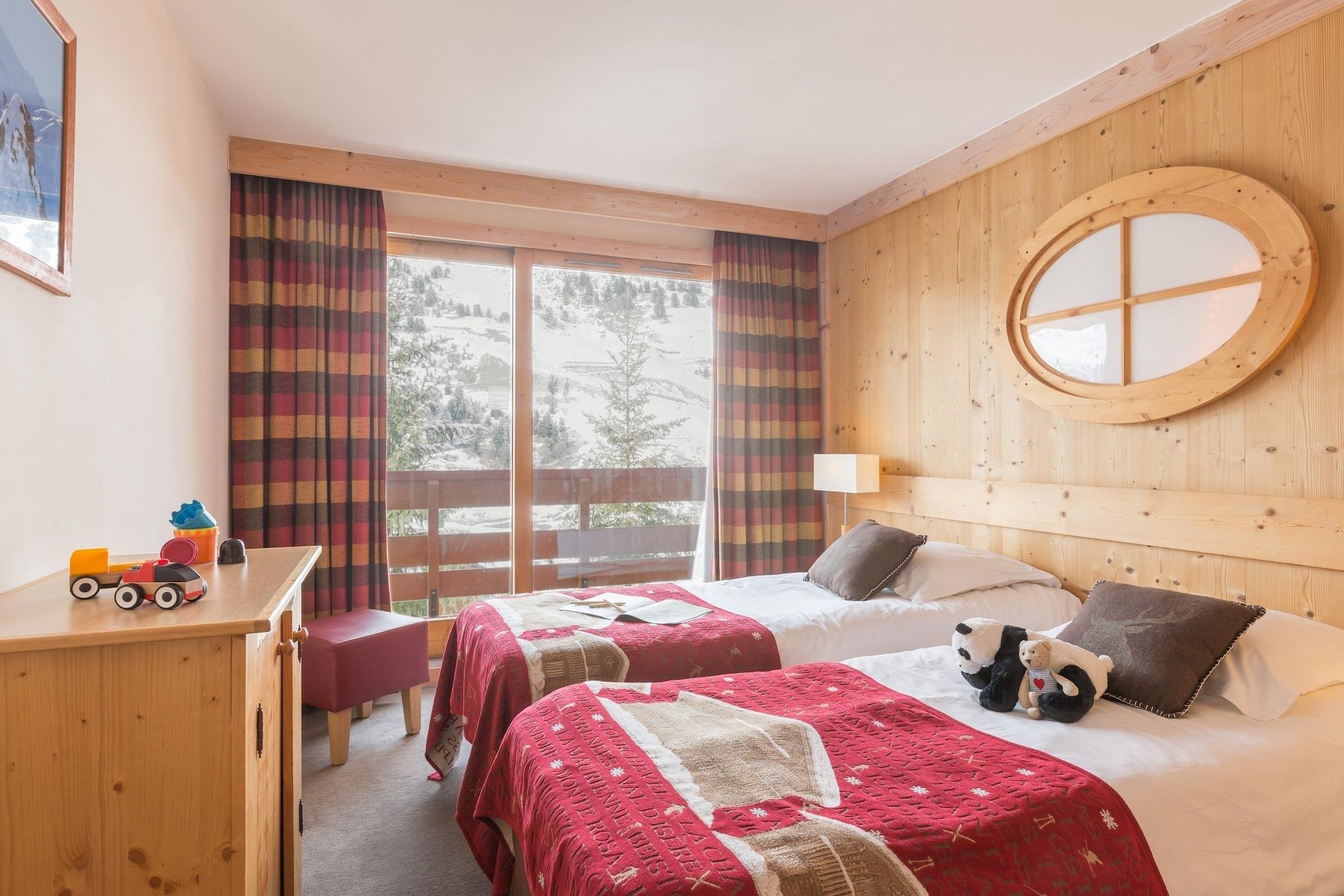 Residence Pierre & Vacances Premium Les Crets Les Allues ภายนอก รูปภาพ