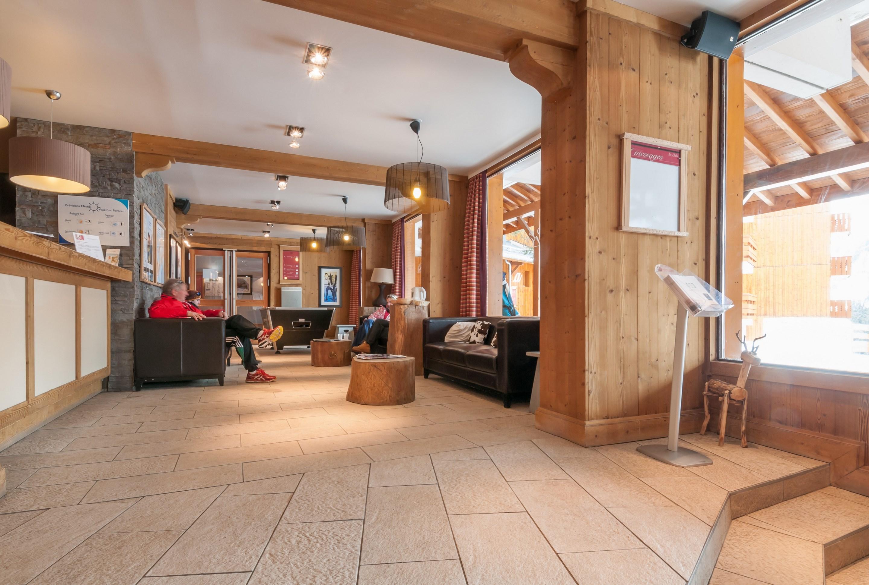 Residence Pierre & Vacances Premium Les Crets Les Allues ภายนอก รูปภาพ